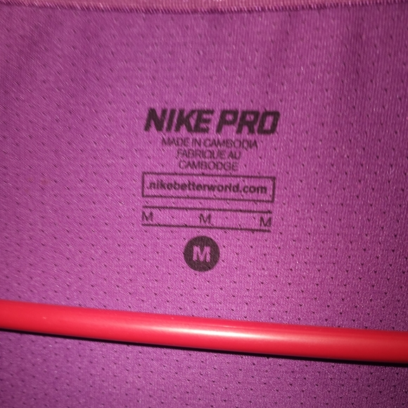 Women's Nike Dri fit shirt - Picture 2 of 3